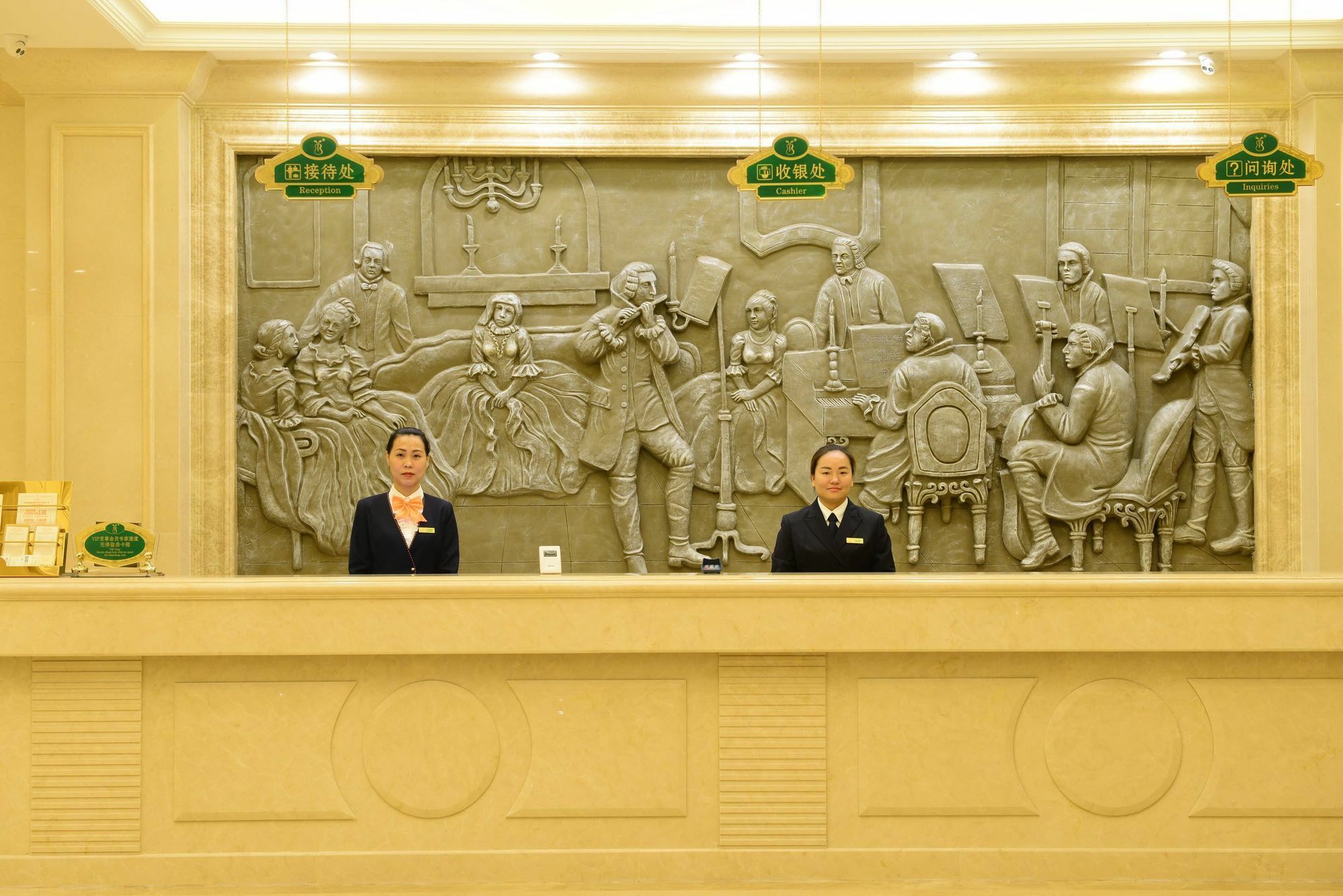 Vienna International Hotel Shajing Heyi Branch Shenzhen Eksteriør bilde
