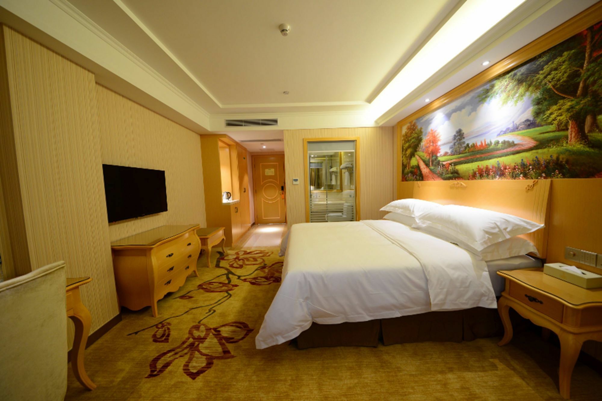 Vienna International Hotel Shajing Heyi Branch Shenzhen Eksteriør bilde